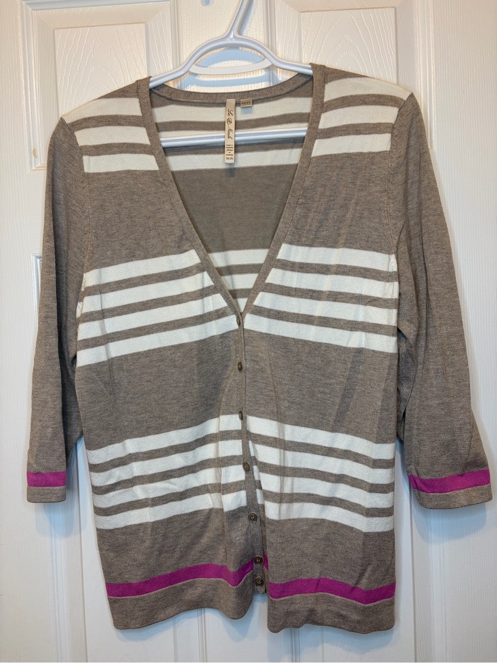 Leo & Nicole Striped Button Cardigan Sweater Taupe Ivory Pink Medium 3/4 Sleeves